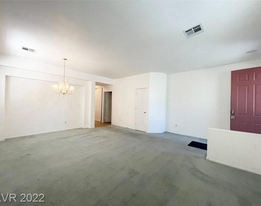 2559 Williamsburg Street - Photo Thumbnail 1