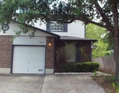 7806 Bantry Ct - Photo Thumbnail 0