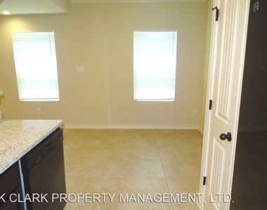 7006 Lakeview Dr #101 - Photo Thumbnail 26