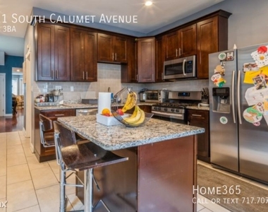 4211 S Calumet Ave - Photo Thumbnail 3