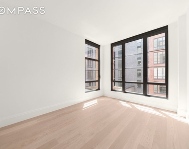 438 East 12th Street - Photo Thumbnail 14