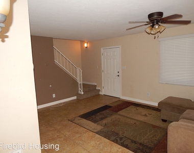 1022 E Diamond Drive - Photo Thumbnail 5