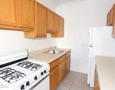 1164 N. Dearborn, Unit 205 - Photo Thumbnail 3