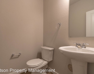 417 Fieldwood Drive Unit B - Photo Thumbnail 14