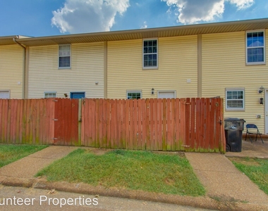 1700 Wedgewood Dr - Photo Thumbnail 24