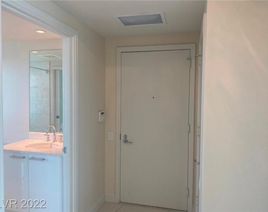 222 Karen Avenue - Photo Thumbnail 2