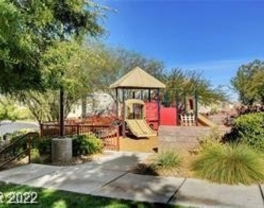 10556 Norcross Avenue - Photo Thumbnail 2