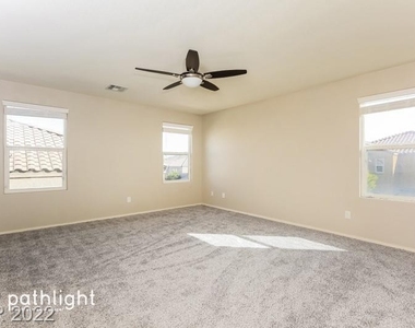 10556 Norcross Avenue - Photo Thumbnail 17