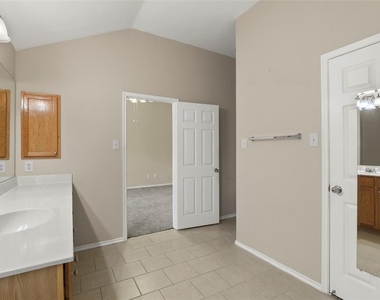 13232 Harvest Ridge Road - Photo Thumbnail 12