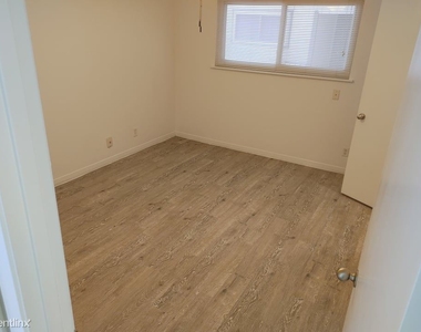 2410 Longview - Photo Thumbnail 4