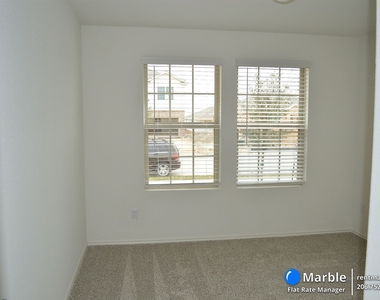 21500 Bird Wing Dr - Photo Thumbnail 14