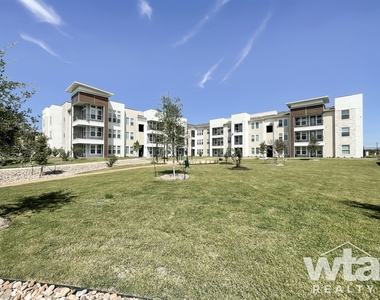 2209 W Pflugerville Pkwy - Photo Thumbnail 0