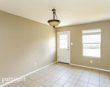 353 Willow View - Photo Thumbnail 4