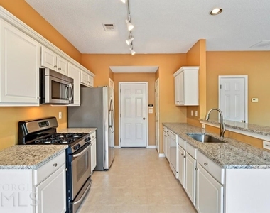 3629 Gainesway Tr Nw - Photo Thumbnail 3