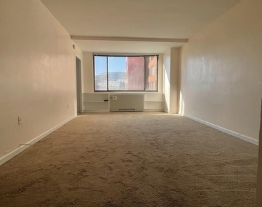 1111 Arlington Blvd #647 - Photo Thumbnail 7