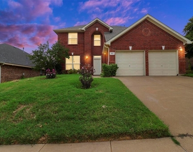 407 Brasher Lane - Photo Thumbnail 1