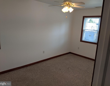 4919 Hazel Avenue - Photo Thumbnail 12