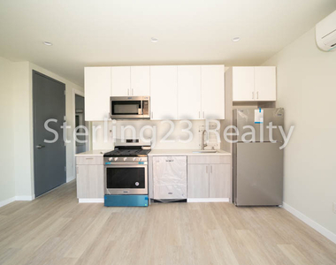 25-30 22nd Street - Photo Thumbnail 9