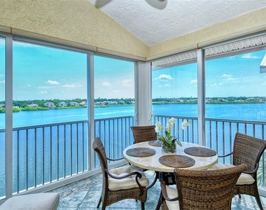 1280 Dolphin Bay Way - Photo Thumbnail 10