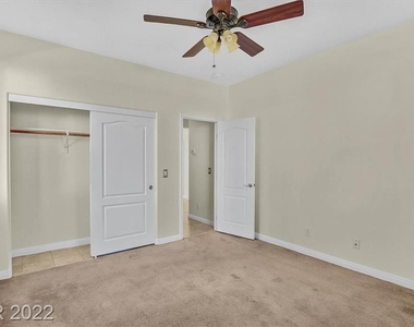 10419 Bush Mountain Avenue - Photo Thumbnail 24