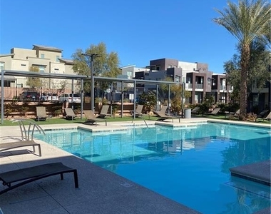 11250 Cactus Tower Avenue - Photo Thumbnail 35