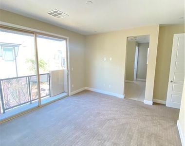 11250 Cactus Tower Avenue - Photo Thumbnail 13