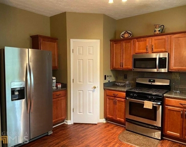 1316 Adcox Sq - Photo Thumbnail 3