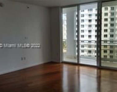 901 Brickell Key Blvd Apt 1401 - Photo Thumbnail 2