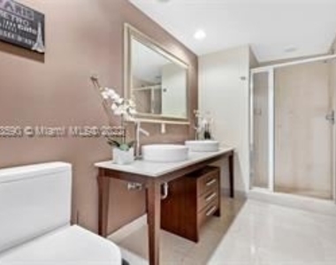 485 Brickell Ave Apt 3602 - Photo Thumbnail 10