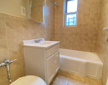 143-9 Barclay Avenue - Photo Thumbnail 16