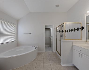 4460 White Rock Lane - Photo Thumbnail 29