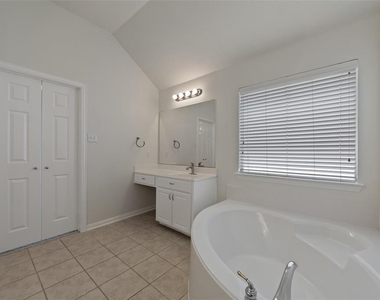 4460 White Rock Lane - Photo Thumbnail 32