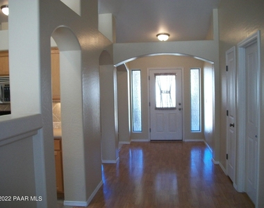 745 Peppermint Way - Photo Thumbnail 1