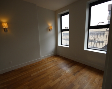 805 Grand Street - Photo Thumbnail 5