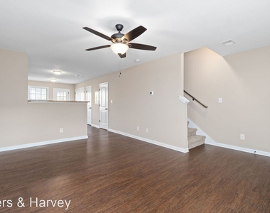 1473 Amberjack Court - Photo Thumbnail 4