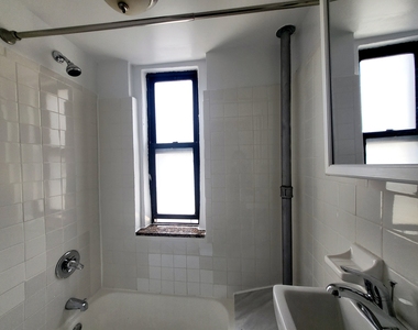 321 East 108th Street - Photo Thumbnail 7