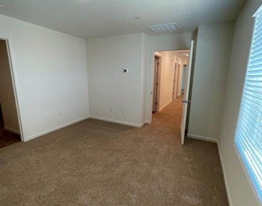 5543 Brittany Court - Photo Thumbnail 23