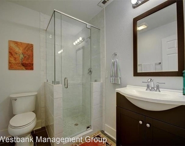 2814 Oak Springs Dr Unit A - Photo Thumbnail 4