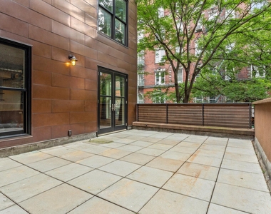 78 W 3rd St - Photo Thumbnail 5
