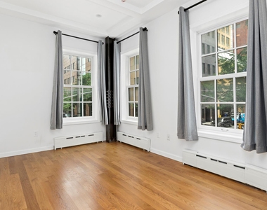 78 W 3rd St - Photo Thumbnail 4