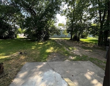 2143 Bellefontaine Street - Photo Thumbnail 13