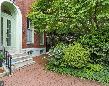 2229 Green Street - Photo Thumbnail 0