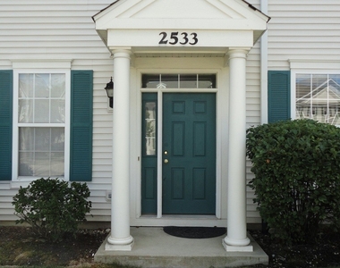 2533 Capitol Avenue - Photo Thumbnail 23