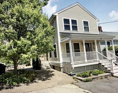 109 Pearl Street - Photo Thumbnail 2