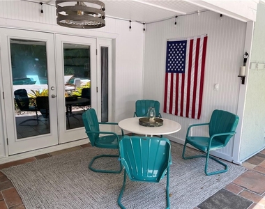 907 Coquina Lane - Photo Thumbnail 9