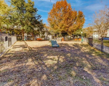 3109 Ansonia Trl - Photo Thumbnail 8