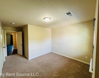 106 Southwind Cir - Photo Thumbnail 17