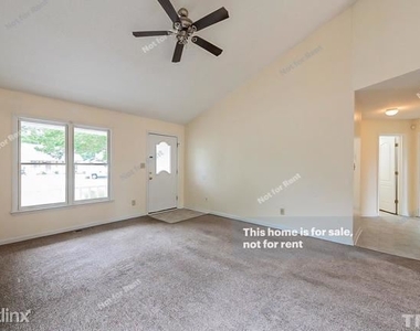 4112 R Cobble Court - Photo Thumbnail 6