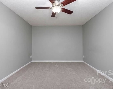 1352r Maple Shade Lane - Photo Thumbnail 19