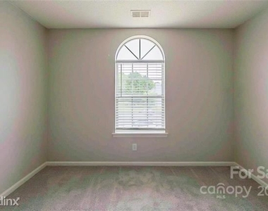 4685 R Wycliff Court - Photo Thumbnail 4